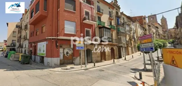 Piso en venta en Calle Mayor, cerca de Calle de Panfranco, Alcañiz de 22.700 €