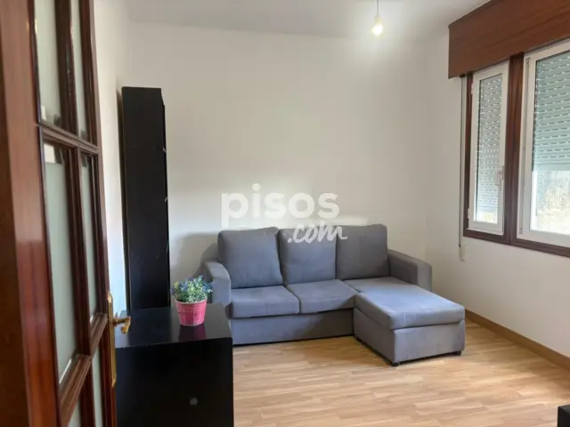 Piso en alquiler en Calle del Alcalde Vázquez Varela, Praza España-Zona Corte Inglés (Distrito Casco Urbano. Vigo) de 850 €<span>/mes</span>