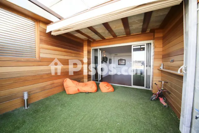 Dúplex en venta en Paseo San Isidro