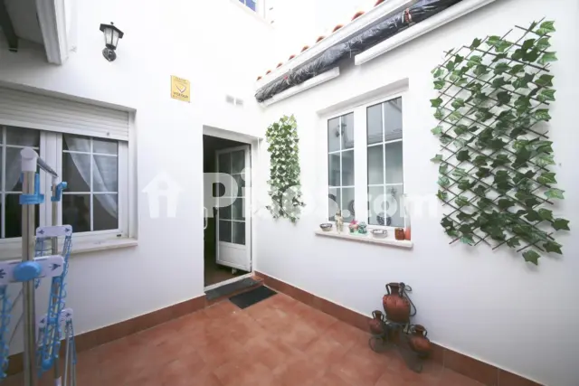 Casa adosada en venta en Avda. Juan Carlos I