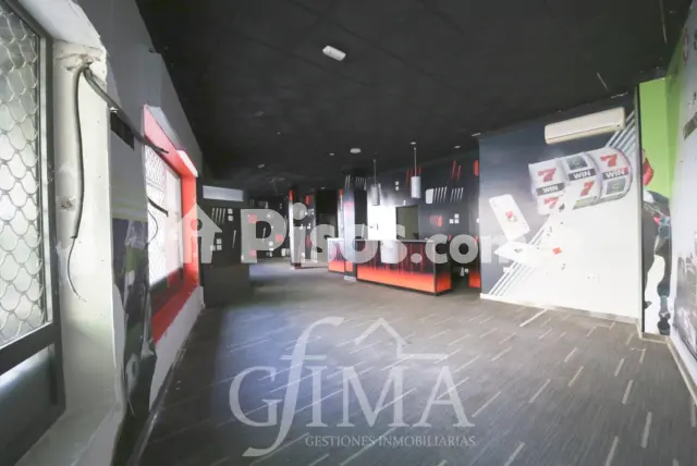 Local comercial en venta en Paseo San Isidro