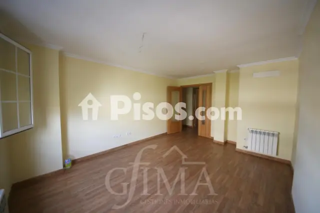 Piso en venta en Calle Doña Crisanta