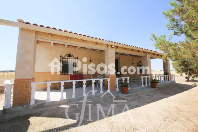 Chalet en venta en Castilla La Mancha