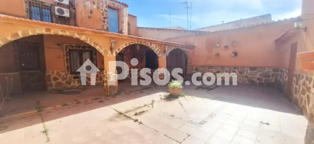 Casa en venta en Manzanares
