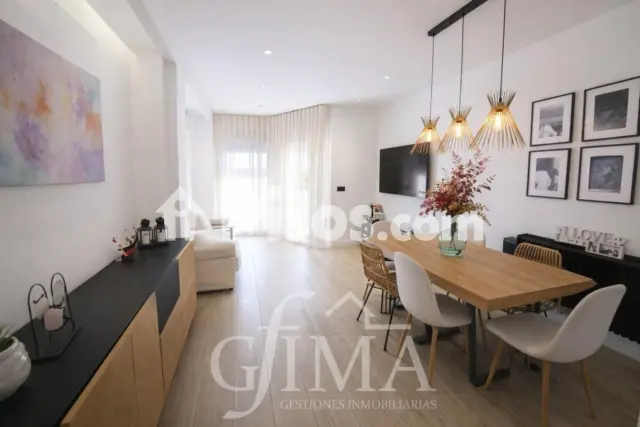 Piso en venta en Calle García Pavón