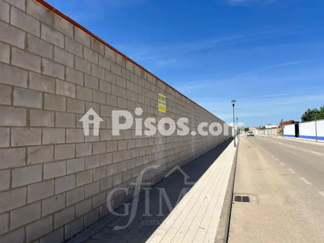 Terreno en venta en Calle de Juana Lopez