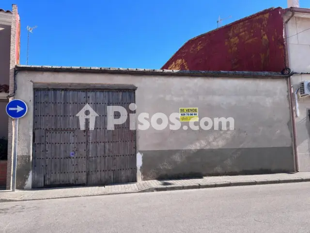 Terreno en venta en Avda. Juan Carlos I