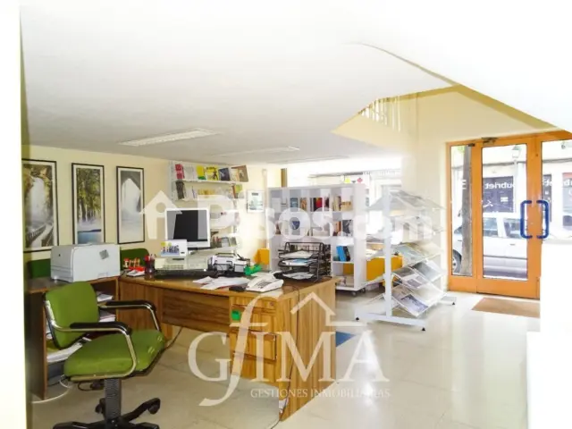 Local comercial en venta en Calle de Doña Crisanta, cerca de Calle del Pintor Francisco Carretero