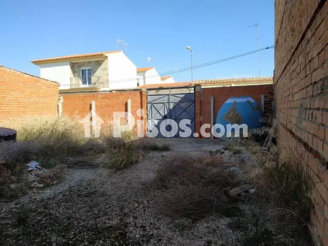 Terreno en venta en Calle Oriente