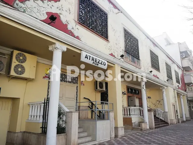 Local comercial en venta en Paseo San Isidro