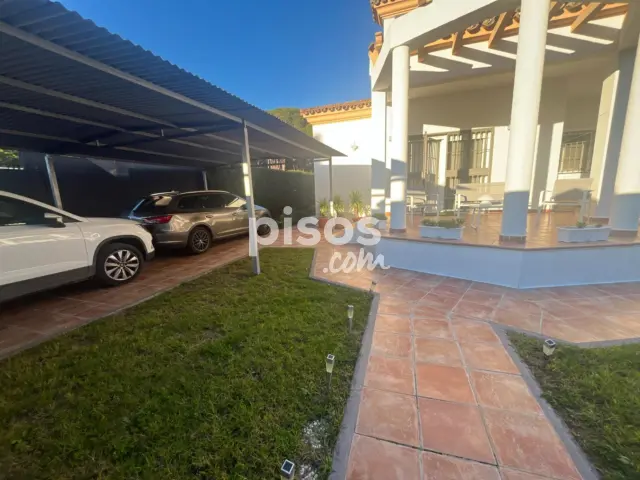 Chalet en alquiler en Pago Alhaja, Vistahermosa (El Puerto de Santa María) de 1.400 €<span>/mes</span>