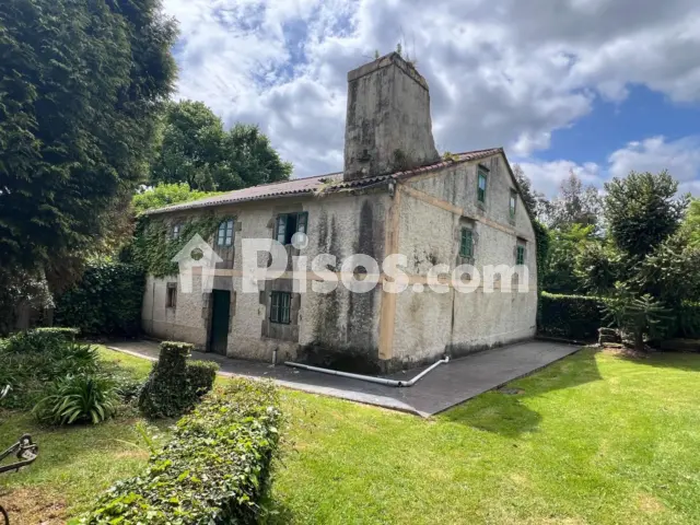 Casa pareada en venta en Andeiro, A Iglesia (Andeiro). Municipio de Cambre de 160.000 €