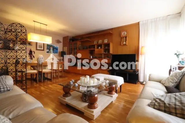 Piso en venta en Concordia, La Concòrdia (Sabadell) de 450.000 €