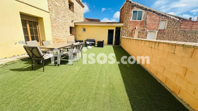 Casa en venta en Calle Sauras, 23, Albalate del Arzobispo de 105.000 €