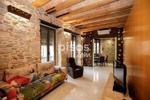 Piso en alquiler en Carrer Catedral, Barri Vell (Girona Capital) de 1.800 €<span>/mes</span>