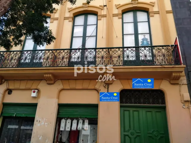 Casa en venta en Zona Centro, Centro-Zona Calle Castillo (Distrito Centro-Ifara. Santa Cruz de Tenerife Capital) de 615.000 €