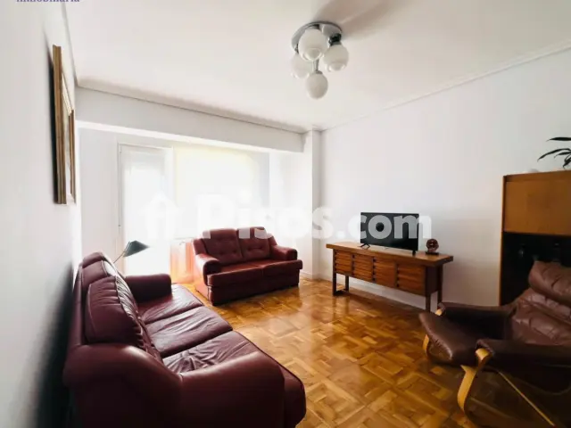 Piso en venta en Avenida de la Paz, cerca de Calle de la Duquesa de la Victoria, Centro (Logroño) de 224.000 €