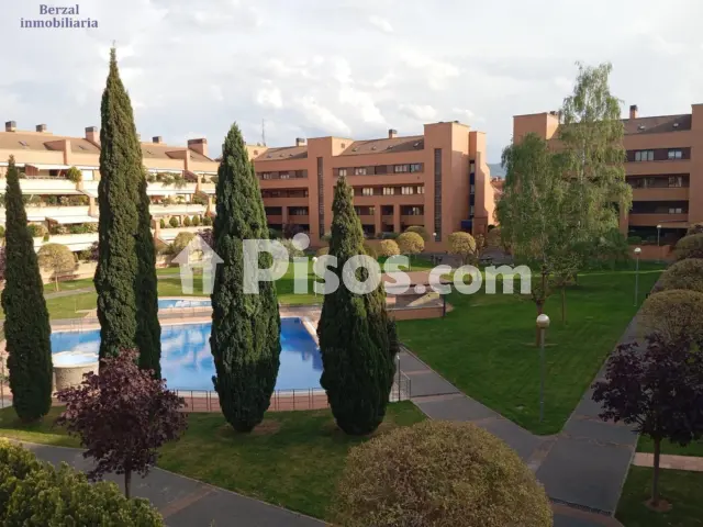 Piso en alquiler en Calle de las Terrazas, Logroño de 1.300 €<span>/mes</span>