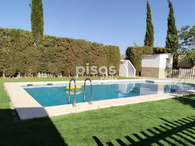 Finca rústica en alquiler en La Verónica - La Vega, Zona Cueva de Menga (Antequera) de 1.200 €<span>/mes</span>