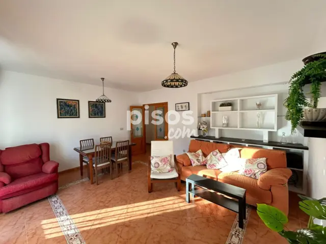 Piso en venta en Polígono - Alrededores - Pedanías, Zona Cueva de Menga (Antequera) de 219.000 €