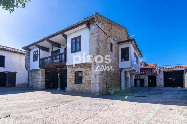 Casa en venta en Calle Encina (La), Suances de 398.000 €