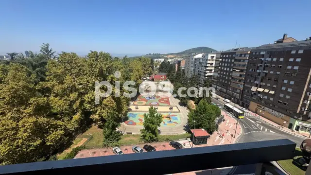 Habitación en alquiler en Calle del General Vives, Zona Alta (Ponferrada) de 200 €<span>/mes</span>