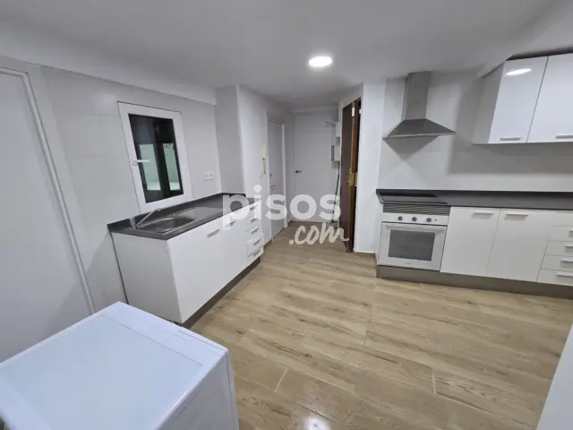 Habitación en alquiler en Carrer Sant Antoni, 27, cerca de Avinguda de Blondel, Centre Històric (Lleida Capital) de 380 €<span>/mes</span>