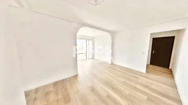 Piso en alquiler en Fuentebella, Fuentebella (Parla) de 1.150 €<span>/mes</span>