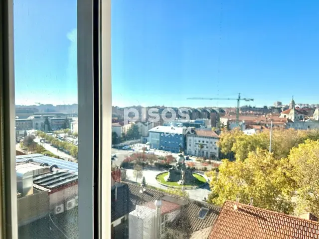 Piso en alquiler en Calle de Gamazo, 28, Centro (Valladolid Capital) de 800 €<span>/mes</span>