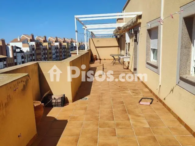 Ático en venta en Avenida de la Unión Europea, Las Salinas (Distrito Núcleo Urbano. Roquetas de Mar) de 260.000 €