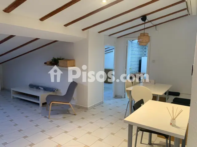 Piso en alquiler en Calle de Urrea, 24, Centro (Zaragoza Capital) de 670 €<span>/mes</span>