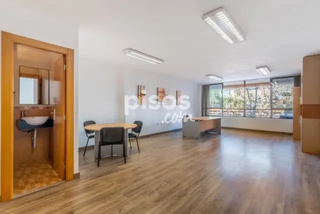 Oficina en venta en Calle de Lepanto, 37, Poble de Llevant (Benidorm) de 96.000 €