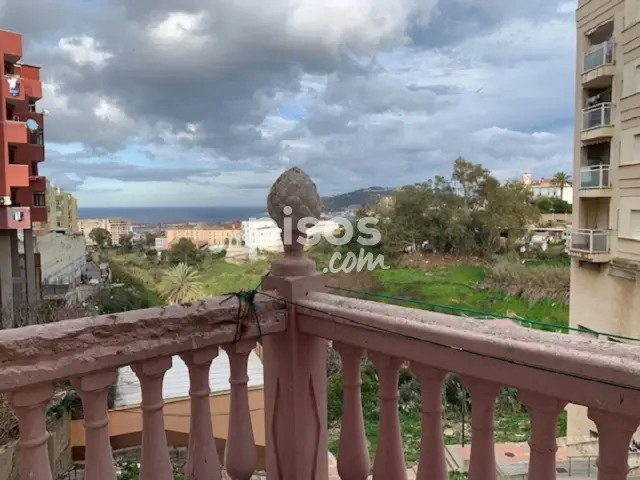 Piso en venta en Ceuta, Ceuta de 105.000 €