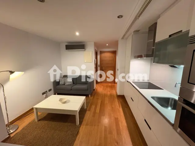 Piso en alquiler en Avenida de García Barbón, 25, cerca de Primeira Travesa de Santiago de Vigo, Centro-Areal (Distrito Casco Urbano. Vigo) de 800 €<span>/mes</span>