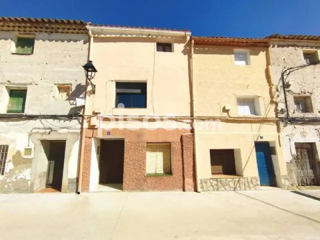 Casa en venta en Calle del Oriente, Azaila de 49.500 €