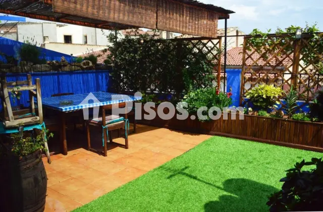 Casa en venta en Calle San Francisco, Albalate del Arzobispo de 220.000 €