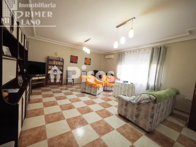 Casa adosada en venta en Calle Doña Crisanta