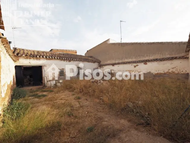 Terreno en venta en Avda. Juan Carlos I