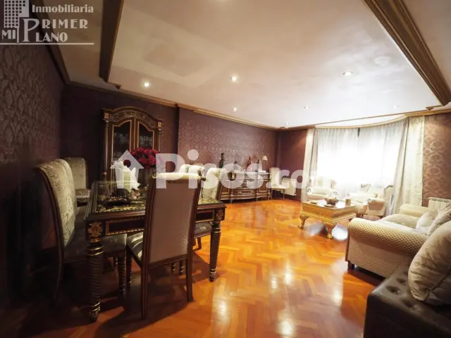 Casa en venta en Avda. Juan Carlos I