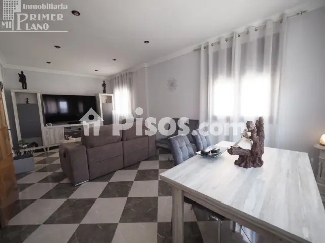 Casa adosada en venta en Institutos