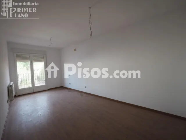 Casa adosada en venta en Calle Socuellamos