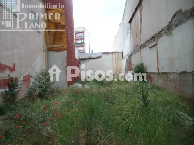 Terreno en venta en Glorieta Mª Cristina