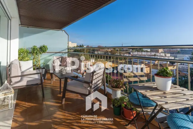 Piso en alquiler en Plaza del Punto, Centro (Huelva Capital) de 1.900 €<span>/mes</span>