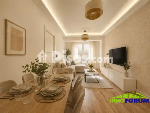 Piso en venta en Calle de San Isidoro, cerca de Avenida de Finisterre, Sagrada Familia-Vioño (A Coruña Capital) de 249.000 €