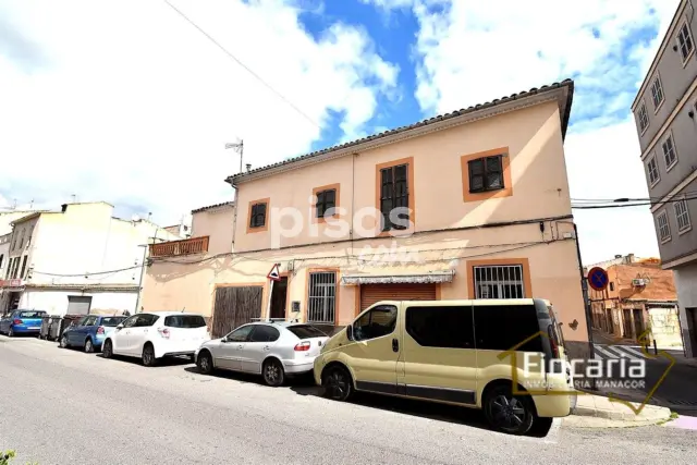 Chalet en venta en Avenida D'Es Tren, Manacor de 300.000 €
