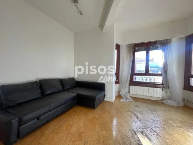 Ático en venta en Calle Iturribide, 115, cerca de Calle Santutxu, Santutxu (Distrito Begoña-Santutxu. Bilbao) de 160.000 €