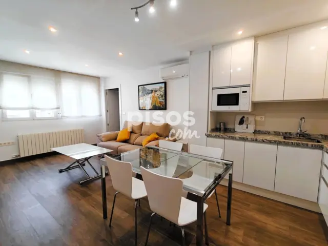 Piso en alquiler en Avenida de Madrid, San Ildefonso (Hospital Real) (Distrito Beiro. Granada Capital) de 785 €<span>/mes</span>