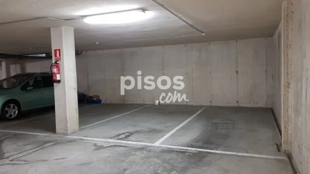 Garaje en venta en Calle de Jose Maria Quijano, 4, Los Corrales de Buelna de 10.000 €