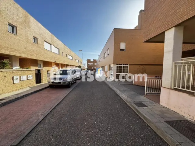 Casa adosada en venta en San José Obrero, San José Obrero-San Lázaro (Zamora Capital) de 275.000 €