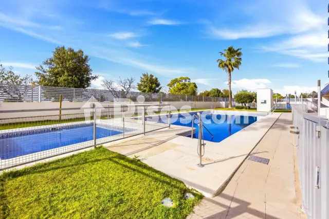 Piso en venta en Calle del Ingeniero Vargas Machuca, Casería de Ossio-San Carlos (San Fernando) de 355.000 €